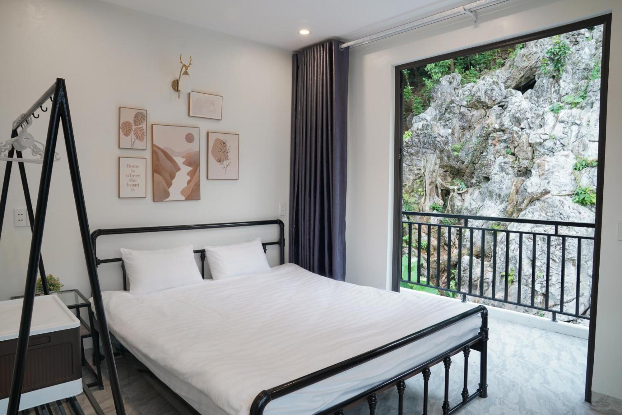 Strawberry House , Tour & Motorbikes Rentel Bed & Breakfast Ha Giang Exterior photo
